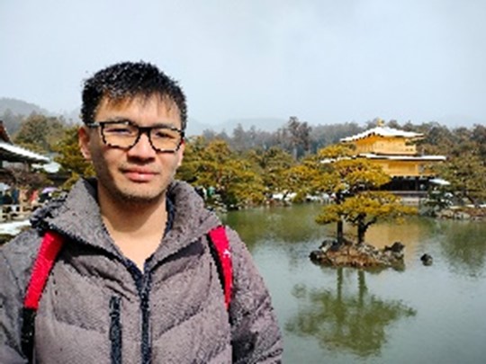 邱普照